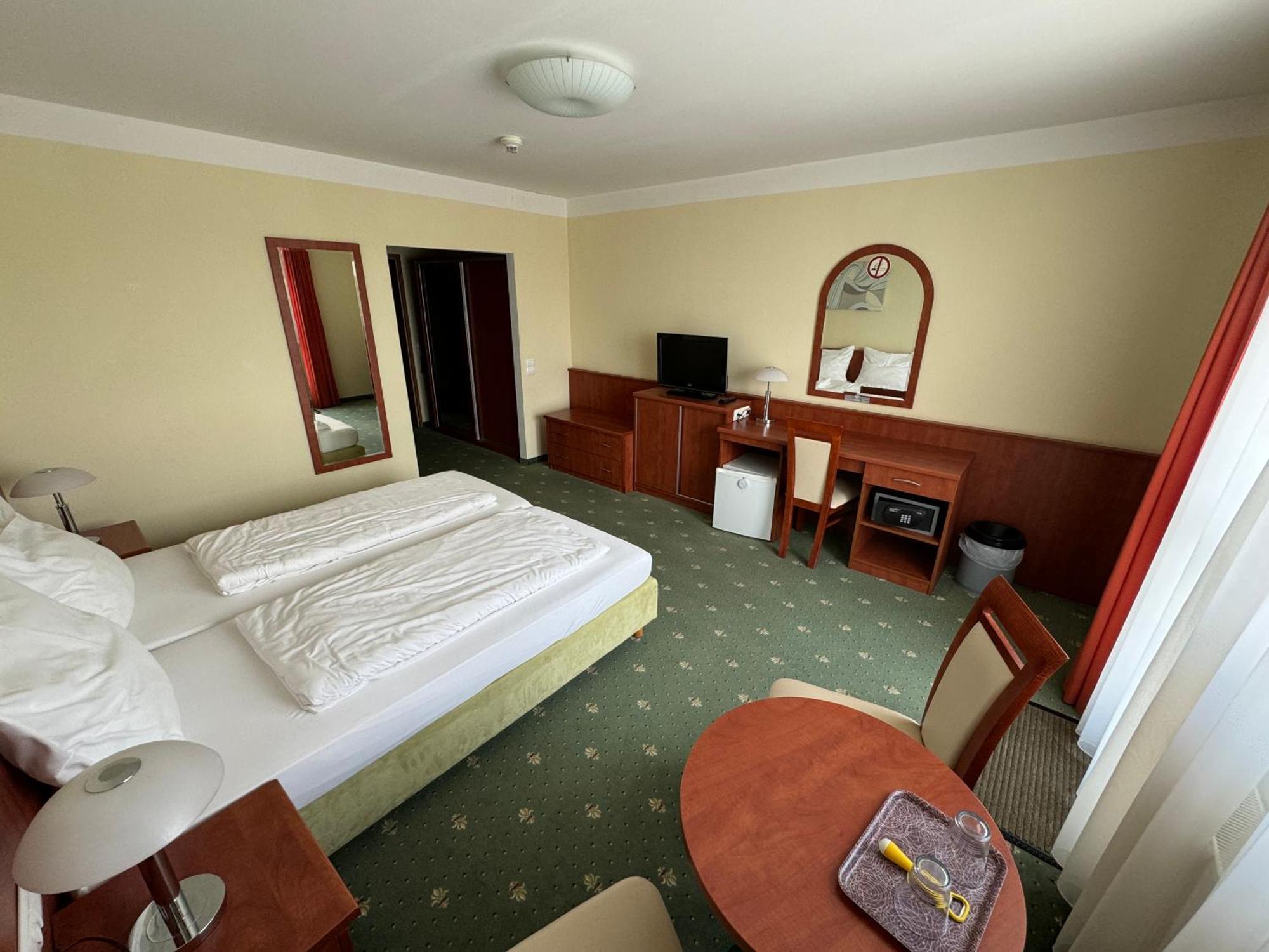 Hotel Breitenlee Viyana Dış mekan fotoğraf