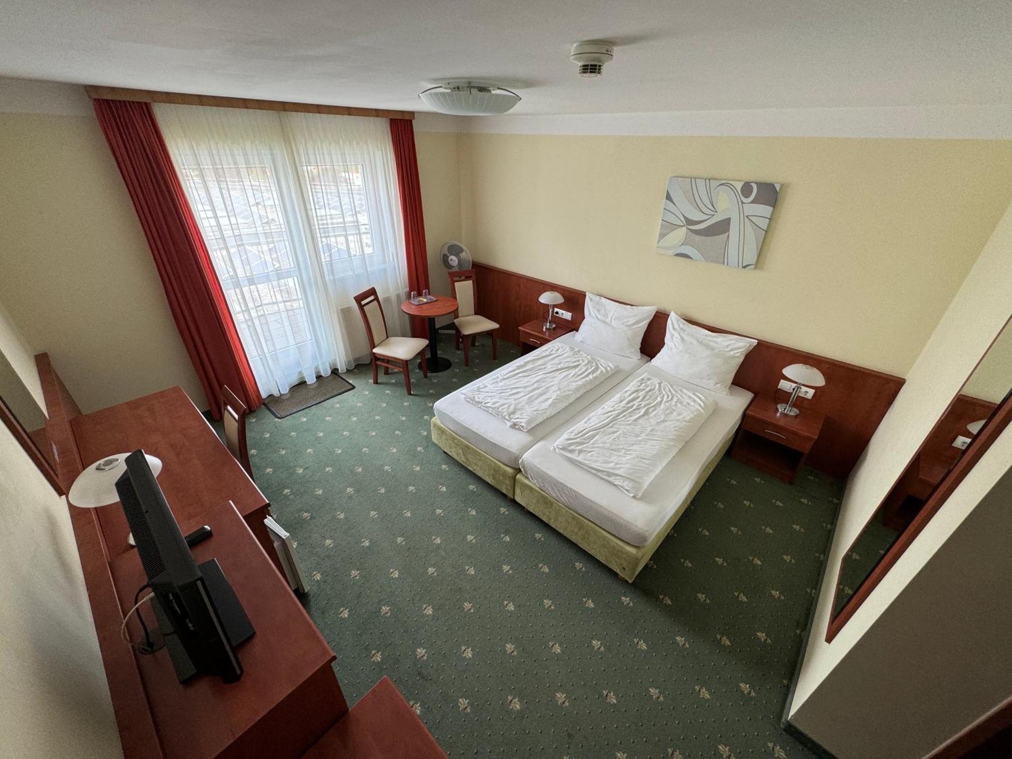 Hotel Breitenlee Viyana Dış mekan fotoğraf